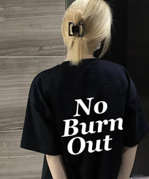 SHEENA(シーナ)の「Burn OutロゴオーバーサイズTシャツ(Tシャツ/カットソー・レディース・ホワイト/ブラック・M)」の1枚目の写真