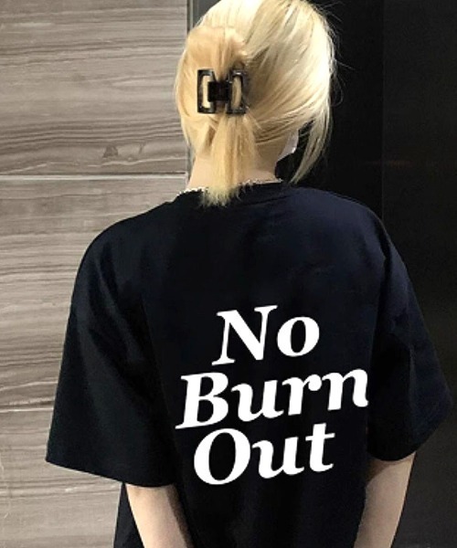 SHEENA(シーナ)の「Burn OutロゴオーバーサイズTシャツ(Tシャツ/カットソー・レディース・ホワイト/ブラック・M)」の10枚目の写真