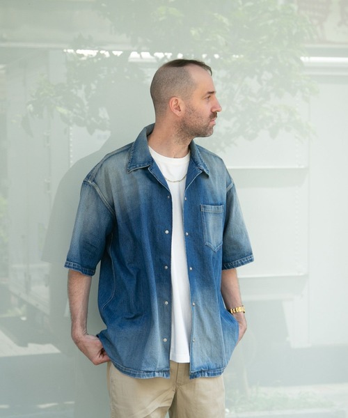 TMT(ティーエムティー)の「10oz DENIM SHORT SLEEVE SHIRTS(OVERSIZED)(Tシャツ/カットソー・メンズ・インディゴブルー/ライトインディゴブルー・FREE)」の2枚目の写真