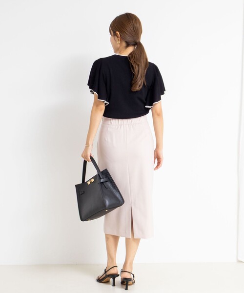 NOLLEY’S Sophi（ノーリーズソフィ）の「《手洗い可能》袖フリル配色プルオーバーニット（ニット/セーター・レディース・ホワイト/ブラック/サックスブルー・38）」の5枚目の写真