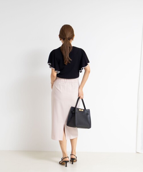 NOLLEY’S Sophi（ノーリーズソフィ）の「《手洗い可能》袖フリル配色プルオーバーニット（ニット/セーター・レディース・ホワイト/ブラック/サックスブルー・38）」の7枚目の写真