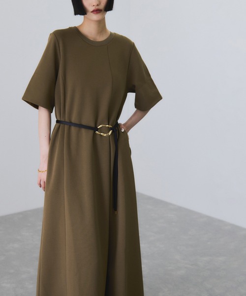 ADAM ET ROPE'（アダムエロペ）の「【サステナブル】ベルトコンビアシメワンピース（ワンピース・レディース・ブラック/ブラウン・FREE）」の11枚目の写真