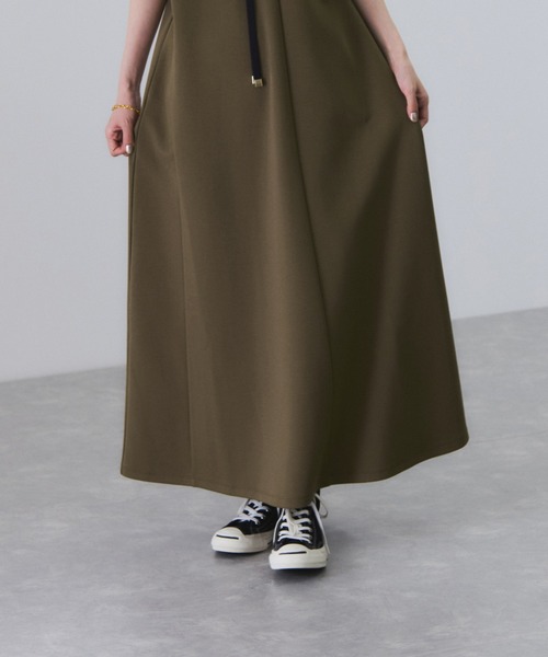 ADAM ET ROPE'（アダムエロペ）の「【サステナブル】ベルトコンビアシメワンピース（ワンピース・レディース・ブラック/ブラウン・FREE）」の12枚目の写真