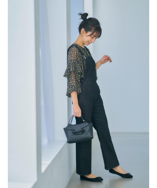 COHINA（コヒナ）の「COHINA DENIM フレアサロペットパンツ 【低身長・小柄女性】（サロペット/オーバーオール・レディース・ネイビー・XS）」の6枚目の写真