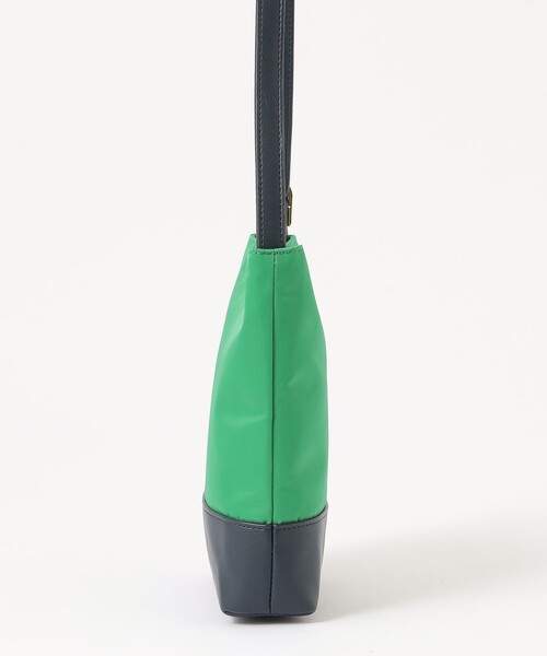 MACKINTOSH PHILOSOPHY（ﾏｯｷﾝﾄｯｼｭ ﾌｨﾛｿﾌｨｰ）の「ナイロンミニポシェット（ショルダーバッグ・レディース・グリーン/オフホワイト/ブラック・FREE）」の4枚目の写真