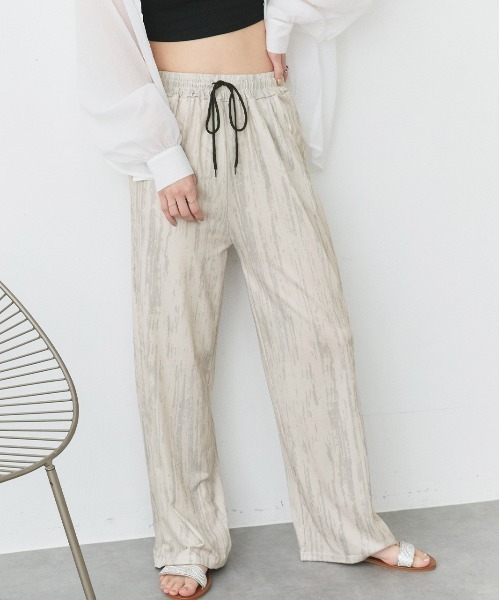 ad thie（アドティエ）の「ニュアンス柄 イージーパンツ（その他パンツ・レディース・アイボリー/ダークカーキ・FREE）」の2枚目の写真