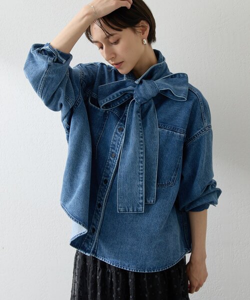 Whim Gazette(ウィムガゼット)の「デニムボウタイシャツ(シャツ/ブラウス・レディース・ブラウン/ピンク/ブルー・FREE)」の16枚目の写真