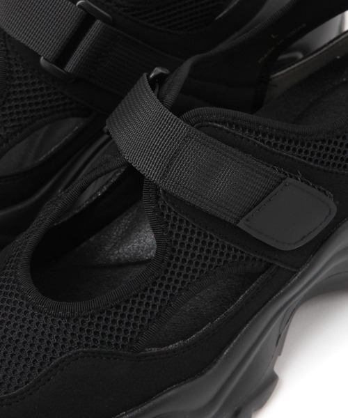 studio CLIP（スタディオクリップ）の「軽ふわスニーカーサンダル（サンダル・レディース・ブラック/オリーブ・MEDIUM/LARGE）」の12枚目の写真