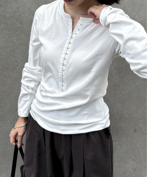 feepur（フェピュール）の「フライスホックロンTee（Tシャツ/カットソー・レディース・オフホワイト/ブラック・MEDIUM）」の19枚目の写真