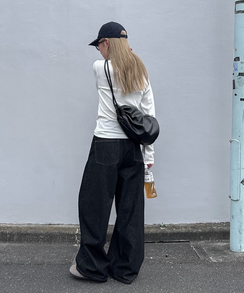 feepur（フェピュール）の「フライスホックロンTee（Tシャツ/カットソー・レディース・オフホワイト/ブラック・MEDIUM）」の8枚目の写真