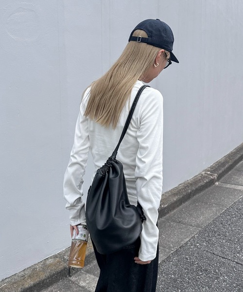 feepur（フェピュール）の「フライスホックロンTee（Tシャツ/カットソー・レディース・オフホワイト/ブラック・MEDIUM）」の15枚目の写真