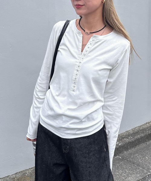 feepur（フェピュール）の「フライスホックロンTee（Tシャツ/カットソー・レディース・オフホワイト/ブラック・MEDIUM）」の12枚目の写真