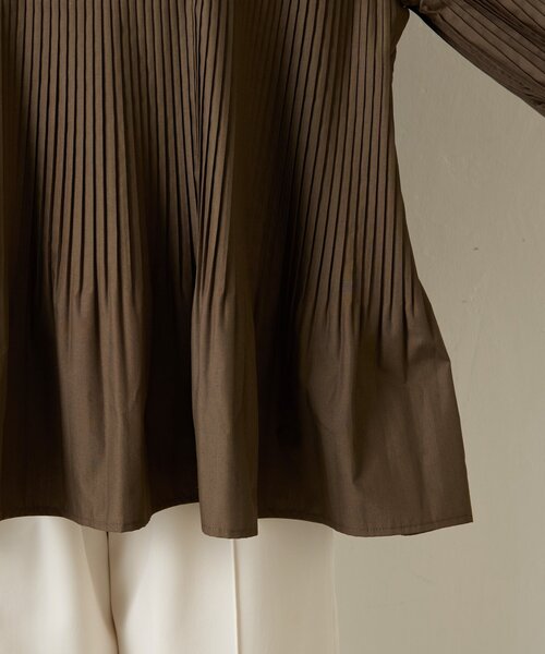 Jena espace merveilleux(ジェナ エスパスメルヴェイユ)の「ケーブルニットドッキングブラウス(シャツ/ブラウス・レディース・ブラック/ベージュ/ブラウン・FREE)」の14枚目の写真