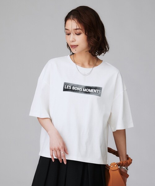 UNTITLED（アンタイトル）の「【コットン100/ゆったり/ショート丈/洗える】ベロアロゴTシャツ（Tシャツ/カットソー・レディース・ホワイト系8/ベージュ系/ホワイト系3・48/44/04/02/00）」の8枚目の写真
