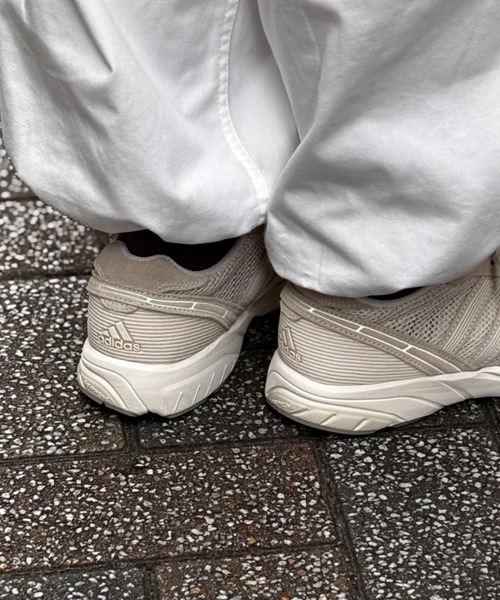 adidas(アディダス)の「【BILLY'S EXCLUSIVE】ADIZERO ADIOS OG JQ4277(スニーカー・メンズ・ホワイト・22.0cm/22.5cm/23.0cm/23.5cm/24.0cm/24.5cm/25.0cm/25.5cm/26.0cm/26.5cm/27.0cm/27.5cm/28.0cm/28.5cm/29.0cm/30.0cm)」の6枚目の写真