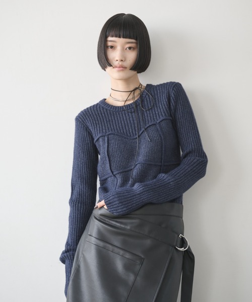 AIC.(エーアイシー)の「ビスチェコンビネーションリブニット(ニット/セーター・レディース・アイボリー/チャコールグレー/グレイッシュベージュ/ネイビー/ブラック/ブラウン・FREE)」の11枚目の写真