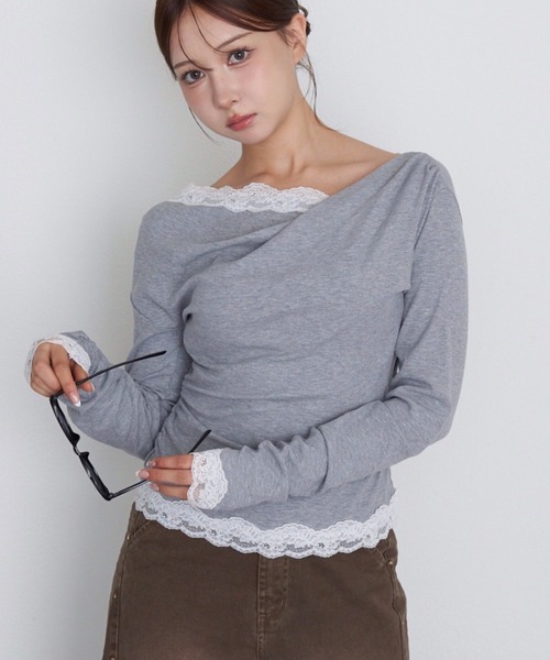 RAY CASSIN（レイカズン）の「ワンショルレースロンTシャツ（Tシャツ/カットソー・レディース・アイボリー/ブラック/グレー・FREE）」の3枚目の写真