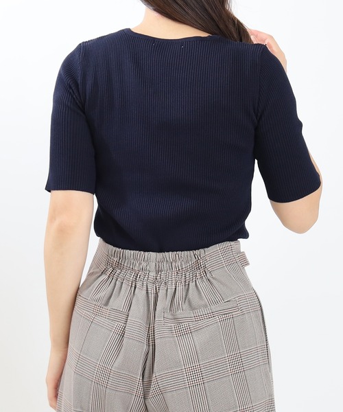 TRUDEA(トルディア)の「ヘンリーネックリブ半袖ニット(ニット/セーター・レディース・ネイビー/ホワイト/チャコールグレー/レッド・MEDIUM/LARGE)」の12枚目の写真