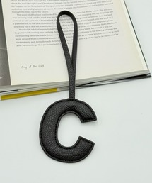 DRAW（ドロー）の「DRAW(ドロー) /ビーガンレザー イニシャルチャーム 【C】大文字タイプ（チャーム）」