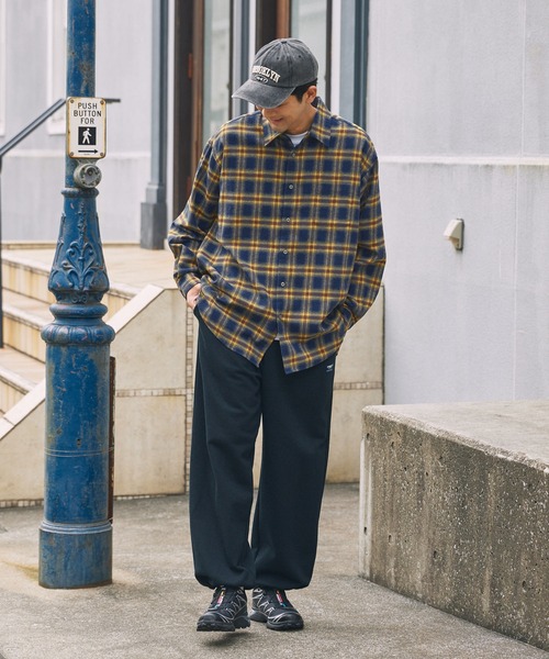 THE CRAFT CREW PRODUCTS（ザクラフトクループロダクツ）の「ウォームネル レギュラーカラー長袖チェックシャツ＜保温加工＞【THE CRAFT CREW PRODUCTS】（シャツ/ブラウス・メンズ・ベージュ/オリーブ/ネイビー/ブラック/ブラウン・M/L/S）」の13枚目の写真