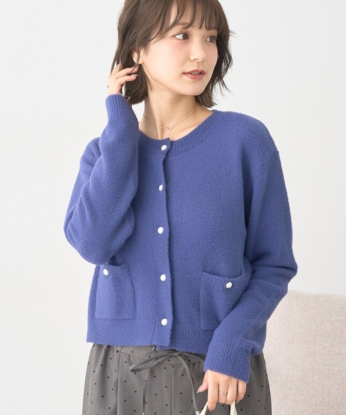 earth music&ecology（アースミュージックアンドエコロジー）の「【毛玉になりにくい】パウダーシャギークルーネックカーディガン（カーディガン/ボレロ・レディース・ボルドー/ライトグレー/ネイビー/ベージュ/アイボリー・FREE）」の4枚目の写真