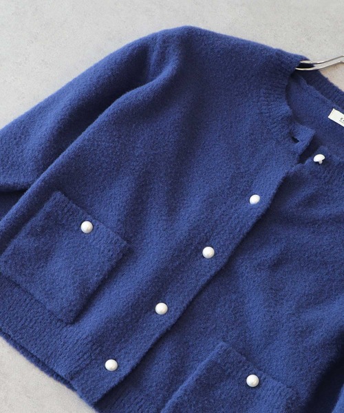 earth music&ecology（アースミュージックアンドエコロジー）の「【毛玉になりにくい】パウダーシャギークルーネックカーディガン（カーディガン/ボレロ・レディース・ボルドー/ライトグレー/ネイビー/ベージュ/アイボリー・FREE）」の6枚目の写真