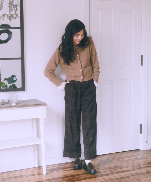 earth music&ecology（アースミュージックアンドエコロジー）の「【毛玉になりにくい】パウダーシャギークルーネックカーディガン（カーディガン/ボレロ・レディース・ボルドー/ライトグレー/ネイビー/ベージュ/アイボリー・FREE）」の18枚目の写真