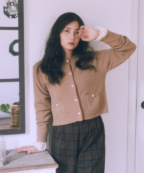 earth music&ecology（アースミュージックアンドエコロジー）の「【毛玉になりにくい】パウダーシャギークルーネックカーディガン（カーディガン/ボレロ・レディース・ボルドー/ライトグレー/ネイビー/ベージュ/アイボリー・FREE）」の9枚目の写真