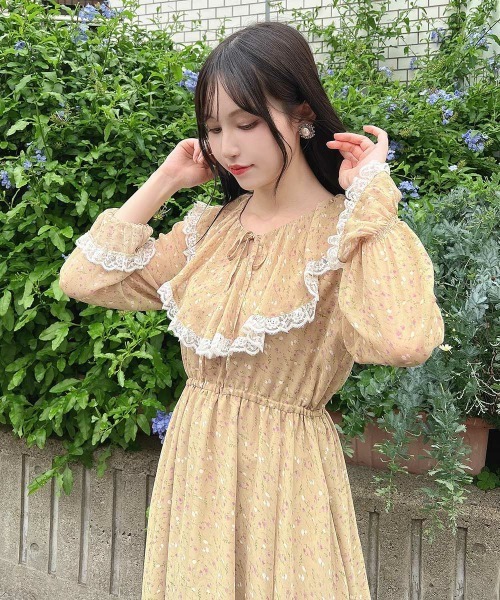 F i.n.t（フィント）の「レース使い小花柄ラッフルワンピース（ワンピース・レディース・ボルドー/マスタード・FREE）」の10枚目の写真