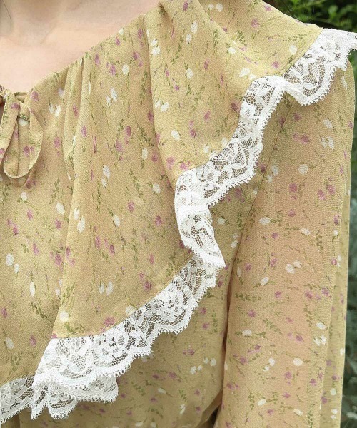 F i.n.t（フィント）の「レース使い小花柄ラッフルワンピース（ワンピース・レディース・ボルドー/マスタード・FREE）」の12枚目の写真