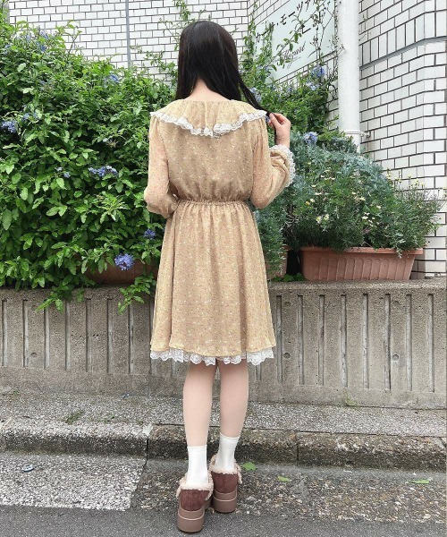 F i.n.t（フィント）の「レース使い小花柄ラッフルワンピース（ワンピース・レディース・ボルドー/マスタード・FREE）」の16枚目の写真