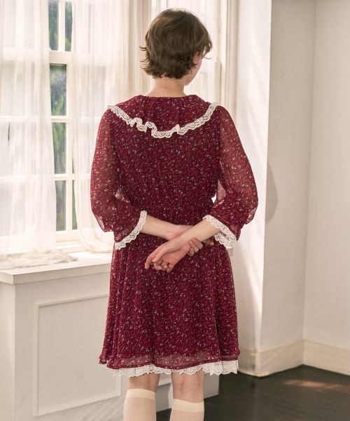 F i.n.t（フィント）の「レース使い小花柄ラッフルワンピース（ワンピース・レディース・ボルドー/マスタード・FREE）」の3枚目の写真