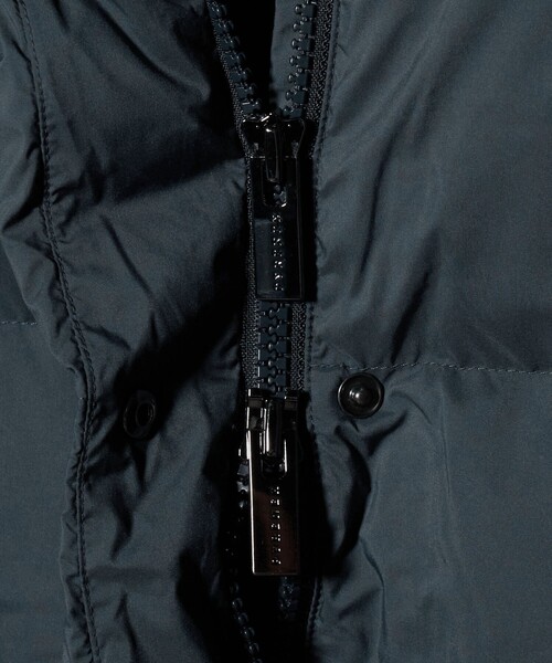 Pyrenex(ピレネックス)の「【別注】<PYRENEX>ELAURA ダウンジャケット(ダウンジャケット/コート・レディース・ブラック/ダークグレー・36/38)」の22枚目の写真