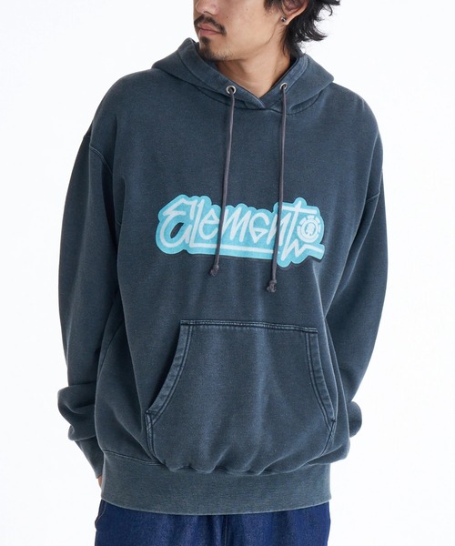 ELEMENT（エレメント）の「ELEMENT メンズ TAG2 HOOD パーカー 【2025年秋冬モデル】/エレメント裏起毛フロントロゴプリントプルオーバーパーカー・フーディー（パーカー・メンズ・ブラック系その他/ブラック/ホワイト系その他・X-LARGE/LARGE/MEDIUM）」の3枚目の写真