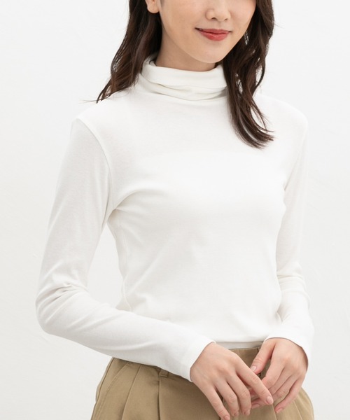 Honeys（ハニーズ）の「フライスタートルネック（Tシャツ/カットソー・レディース・ネイビー/オフホワイト/ヘザーチャコール/グレイッシュベージュ/ブラック/ブラウン系その他・L/LL/M/S）」の9枚目の写真