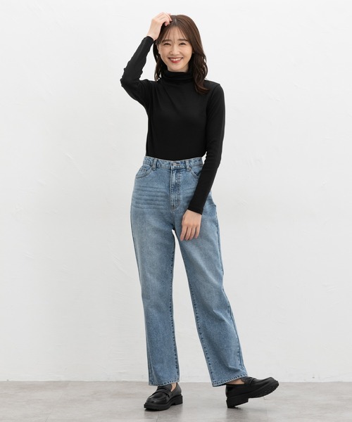 Honeys（ハニーズ）の「フライスタートルネック（Tシャツ/カットソー・レディース・ネイビー/オフホワイト/ヘザーチャコール/グレイッシュベージュ/ブラック/ブラウン系その他・L/LL/M/S）」の10枚目の写真