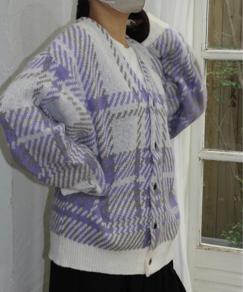 BEVERLY HILLS POLO CLUB（ビバリーヒルズポロクラブ）の「【BEVERLY HILLS POLO CLUB/ビバリーヒルズポロクラブ】モヘヤタッチニット総柄Ｖネックカーディガン（ニット/セーター・レディース・その他/その他1/その他2/その他3/その他5/その他6/その他7/その他4・MEDIUM/LARGE）」の20枚目の写真