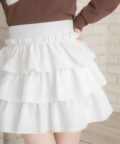 ems excite（エムズエキサイト）の「3段ミニSK（スカート・レディース・オフホワイト/ベージュ/ブラック・FREE）」の4枚目の写真