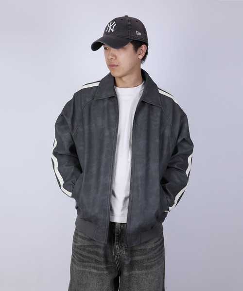 aimoha(アイモハ)の「ラインスリーブ フェイクレザージャケット/Lined sleeve faux leather jacket(その他アウター・メンズ・ダークグレー/ブラウン・LARGE/MEDIUM/X-LARGE)」の4枚目の写真