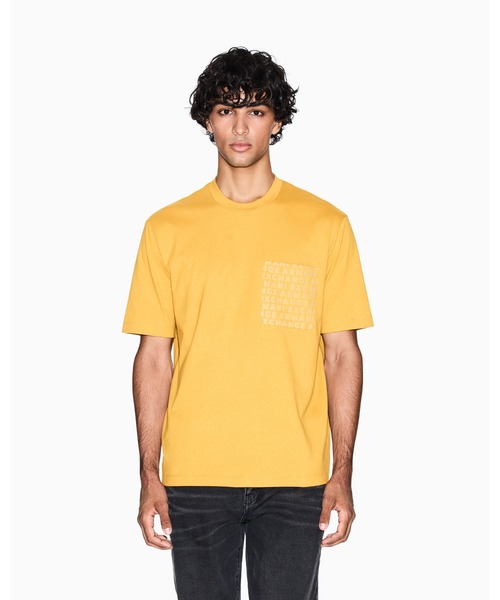 ARMANI EXCHANGE(アルマーニエクスチェンジ)の「【A|X アルマーニ エクスチェンジ】オールオーバーロゴポケット 半袖クルーネックTシャツ/REGULAR+(Tシャツ/カットソー・メンズ・ダークネイビー/マスタード・LARGE/MEDIUM/SMALL/X-LARGE/X-SMALL/XX-LARGE)」の1枚目の写真