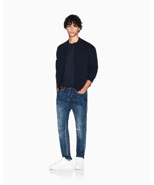 ARMANI EXCHANGE(アルマーニエクスチェンジ)の「【A|X アルマーニ エクスチェンジ】オールオーバーロゴポケット 半袖クルーネックTシャツ/REGULAR+(Tシャツ/カットソー・メンズ・ダークネイビー/マスタード・LARGE/MEDIUM/SMALL/X-LARGE/X-SMALL/XX-LARGE)」の4枚目の写真