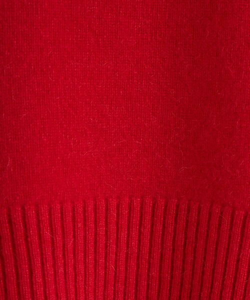 INDIVI(インディヴィ)の「【冬ニット人気NO.1!/カシミヤ混】ミドルゲージハイネックニット(ニット/セーター・レディース・オフホワイト/サックスブルー/ブラック系2/ネイビー/グレー系その他4/レッド系1/ブラウン系その他5・13/05/38/34/15 /19)」の16枚目の写真