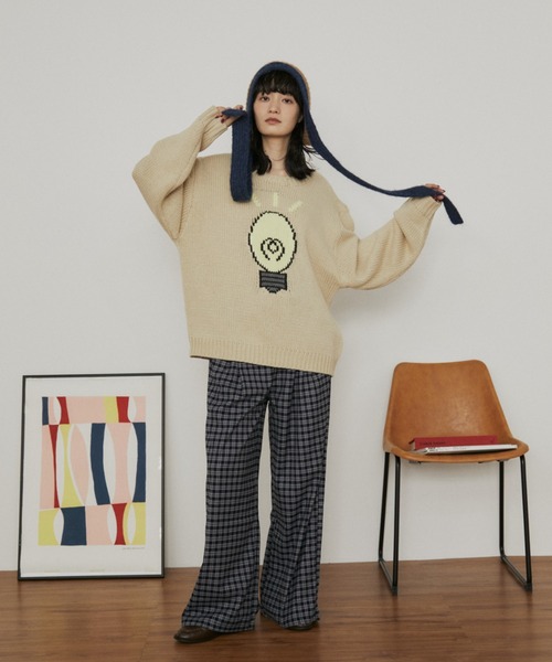 MERLOT（メルロー）の「ローゲージオーバーサイズモチーフニット（ニット/セーター・レディース・ブラウン/ベージュ/ネイビー・FREE）」の14枚目の写真