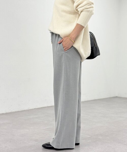 RIVE DROITE（リヴドロワ）の「【真冬まで暖か】両面起毛イージーストレートパンツ（その他パンツ・レディース・グレー/オフホワイト/モカ・38/36）」の22枚目の写真