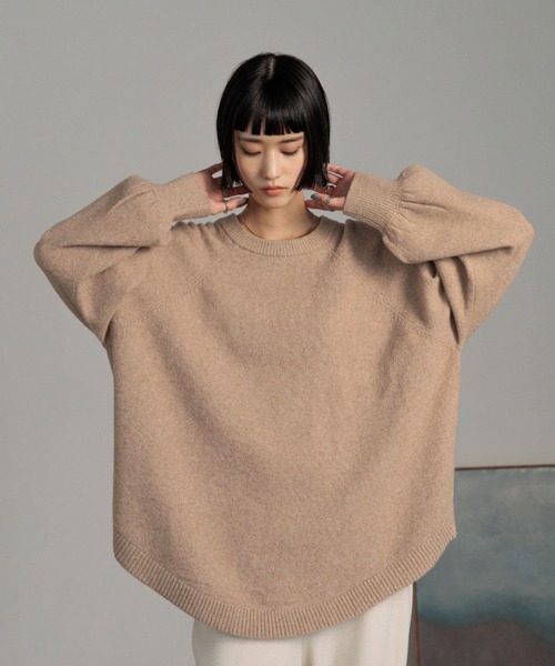 LOWRYS FARM（ローリーズファーム）の「シャツテイルニットプルオーバー  601945（ニット/セーター・レディース・ブラック/ベージュ/ブルー・FREE）」の18枚目の写真