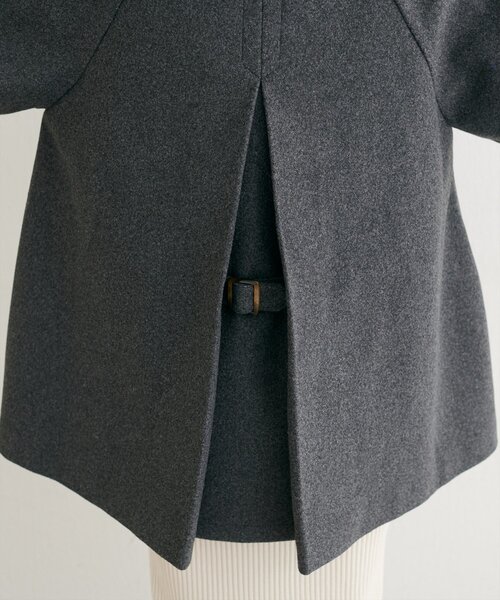 natural couture（ナチュラルクチュール）の「〈osono〉２WAYノーカラーコート（ノーカラーコート・レディース・チャコールグレー/モカ/アイボリー/ブラウン・FREE）」の21枚目の写真