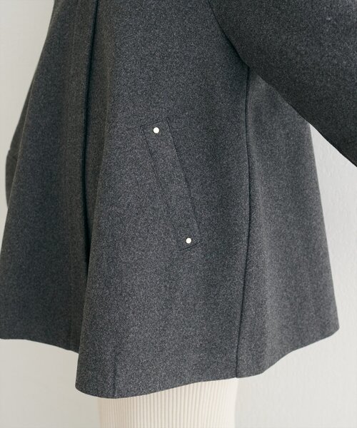 natural couture（ナチュラルクチュール）の「〈osono〉２WAYノーカラーコート（ノーカラーコート・レディース・チャコールグレー/モカ/アイボリー/ブラウン・FREE）」の22枚目の写真