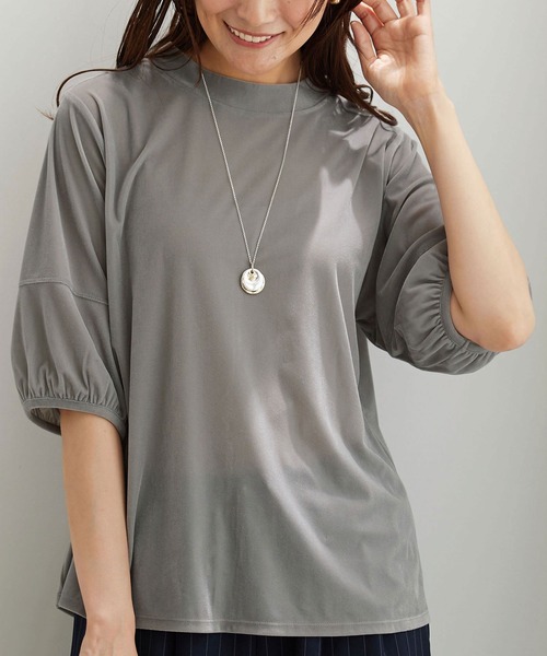 BELLUNA PLUS(ベルーナ)の「ベロア素材ふんわり袖プルオーバー(Tシャツ/カットソー・レディース・ブラック/ワイン/グレー・MEDIUM/X-LARGE/LARGE)」の1枚目の写真