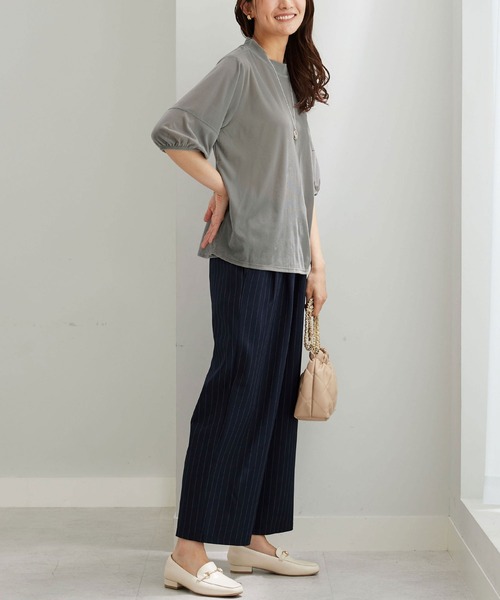 BELLUNA PLUS(ベルーナ)の「ベロア素材ふんわり袖プルオーバー(Tシャツ/カットソー・レディース・ブラック/ワイン/グレー・MEDIUM/X-LARGE/LARGE)」の7枚目の写真