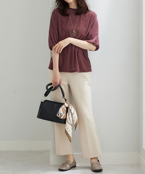 BELLUNA PLUS(ベルーナ)の「ベロア素材ふんわり袖プルオーバー(Tシャツ/カットソー・レディース・ブラック/ワイン/グレー・MEDIUM/X-LARGE/LARGE)」の15枚目の写真